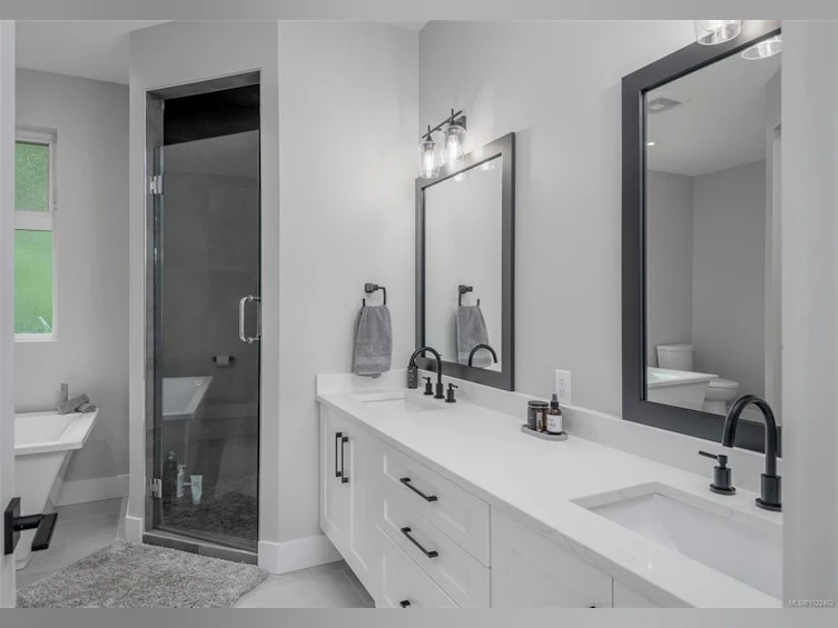10407 Marina Vista Drive, Port Alberni, BC, V9Y 8Z7 - 13