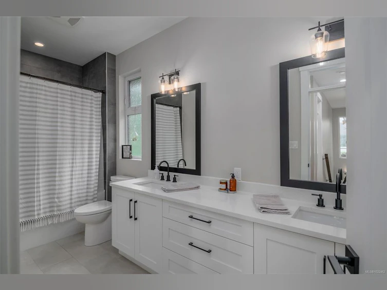 10407 Marina Vista Drive, Port Alberni, BC, V9Y 8Z7 - 14