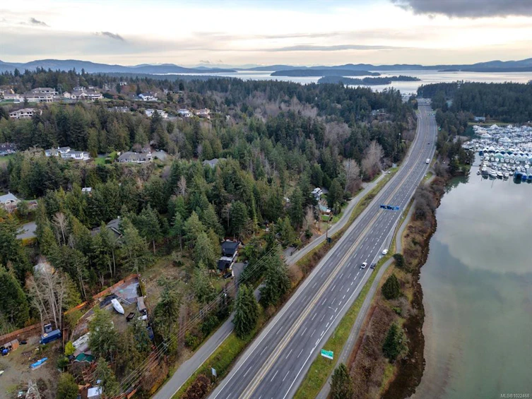 1850 Swartz Bay Road, North Saanich, BC, V8L 5R2 - 2