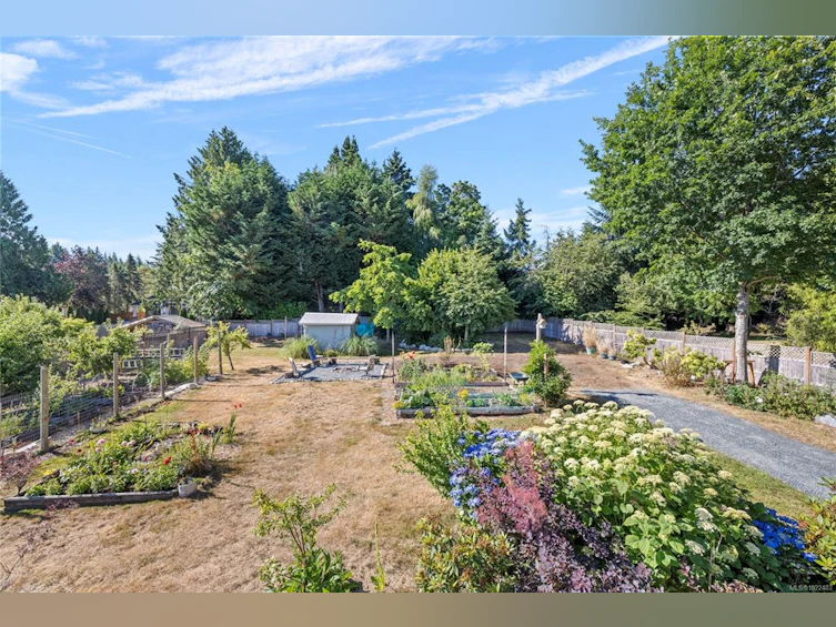 1184 Centre Road, Qualicum Beach, BC, V9K 2G8 - 36