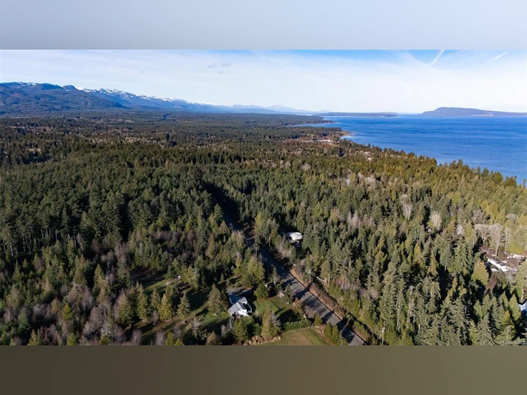 2450/2440 W Whistler Road, Qualicum Beach, BC, V9K 2A6 - 21