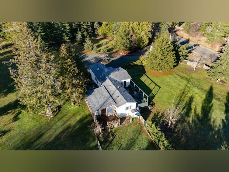 2450/2440 W Whistler Road, Qualicum Beach, BC, V9K 2A6 - 13