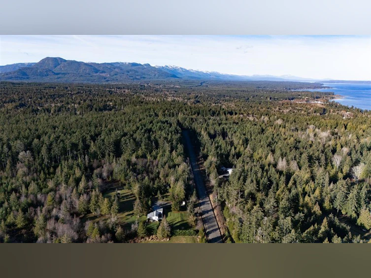 2450/2440 W Whistler Road, Qualicum Beach, BC, V9K 2A6 - 20