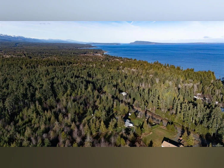 2450/2440 W Whistler Road, Qualicum Beach, BC, V9K 2A6 - 22