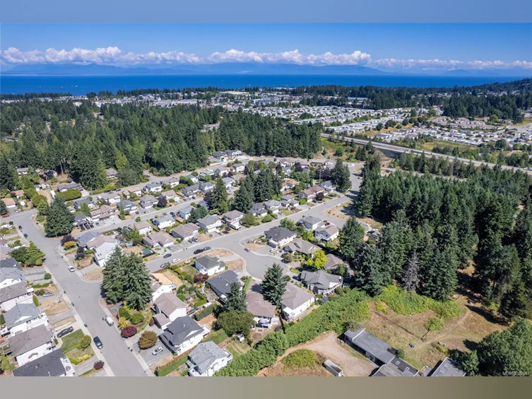 6127 Kiara Place, Nanaimo, BC, V9T 6H6 - 60