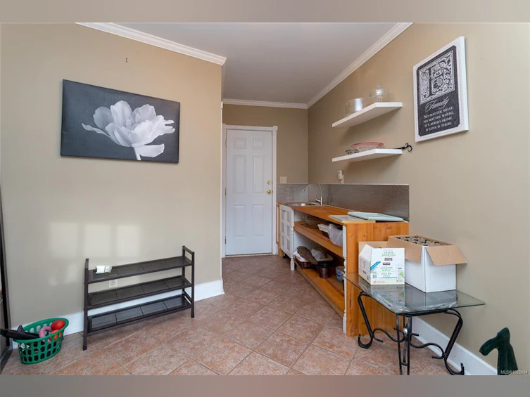 1208 Tatlow Road, North Saanich, BC, V8L 5P3 - 34