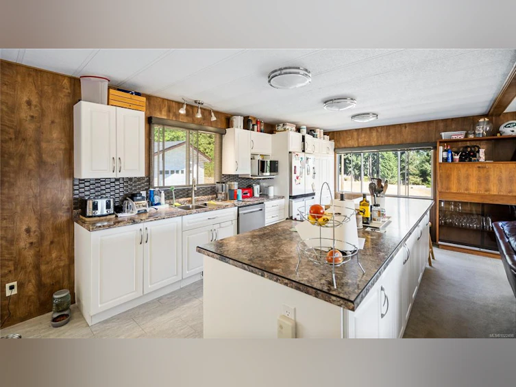 2442 Summerset Road, Nanoose, BC, V9P 9E4 - 56