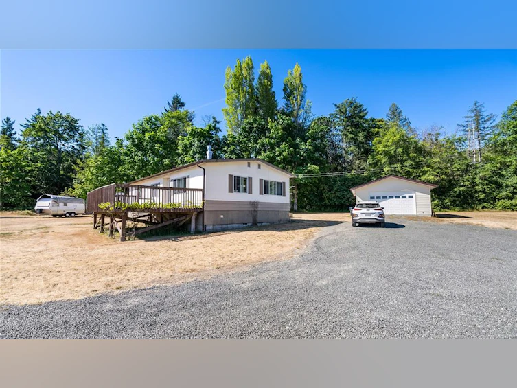 2442 Summerset Road, Nanoose, BC, V9P 9E4 - 4
