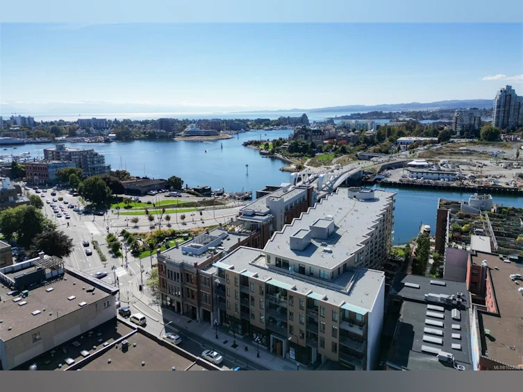225-1610 Store Street, Victoria, BC, V8W 0E3 - 44