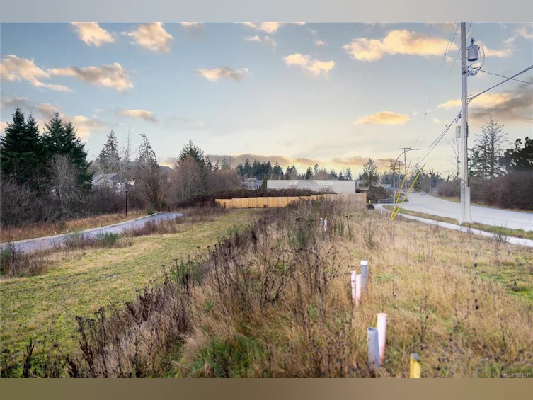 871 Old Victoria Road, Nanaimo, BC, V9R 5Z9 - 5