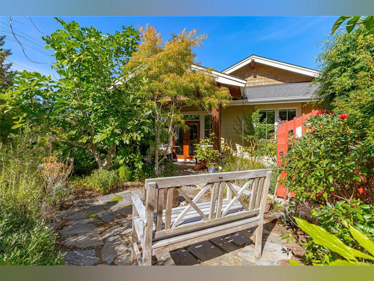 598 Arbutus Street, Qualicum Beach, BC, V9K 1K6 - 55
