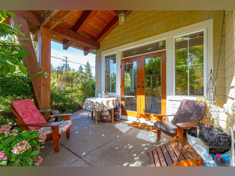 598 Arbutus Street, Qualicum Beach, BC, V9K 1K6 - 7
