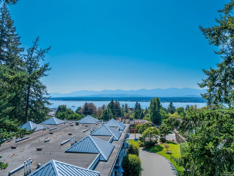 206-1970 Comox Avenue, Comox, BC, V9M 3M7 - 19