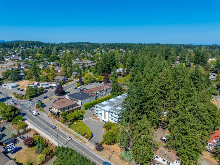 206-1970 Comox Avenue, Comox, BC, V9M 3M7 - 17
