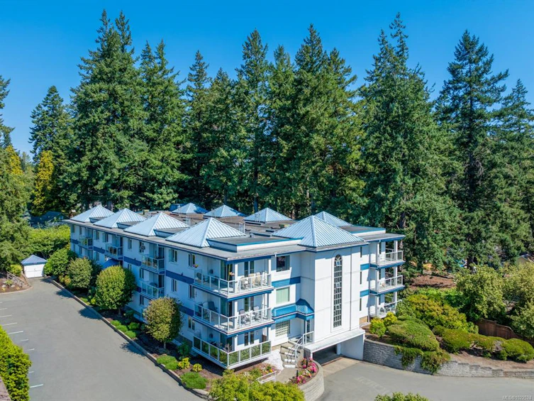206-1970 Comox Avenue, Comox, BC, V9M 3M7 - 21