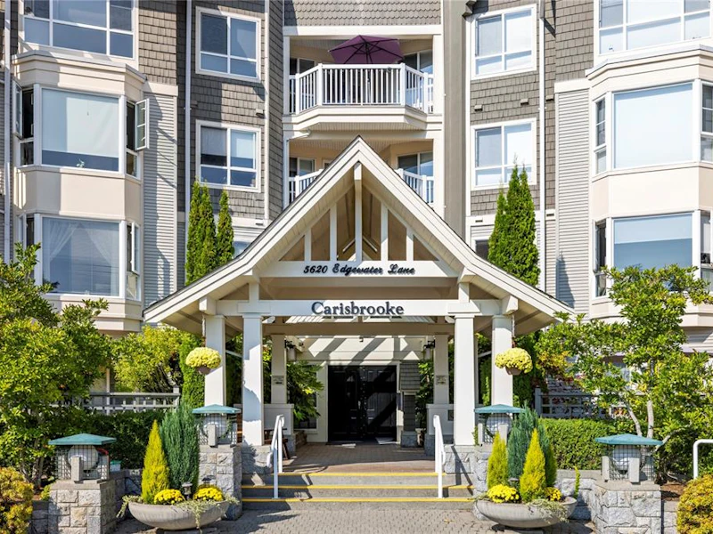 307 - 5620 Edgewater Lane, Nanaimo BC V9T 6K1