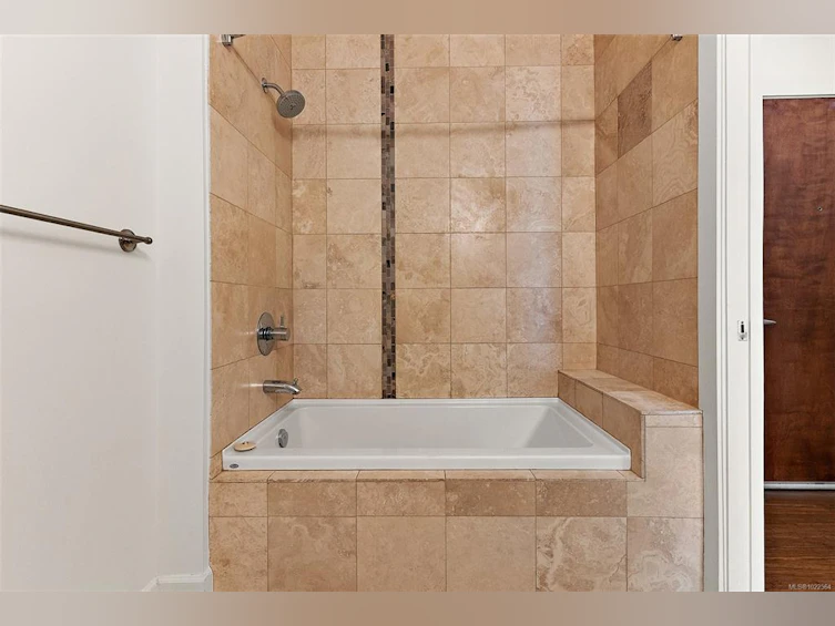 211-240 Cook Street, Victoria, BC, V8V 3X3 - 16