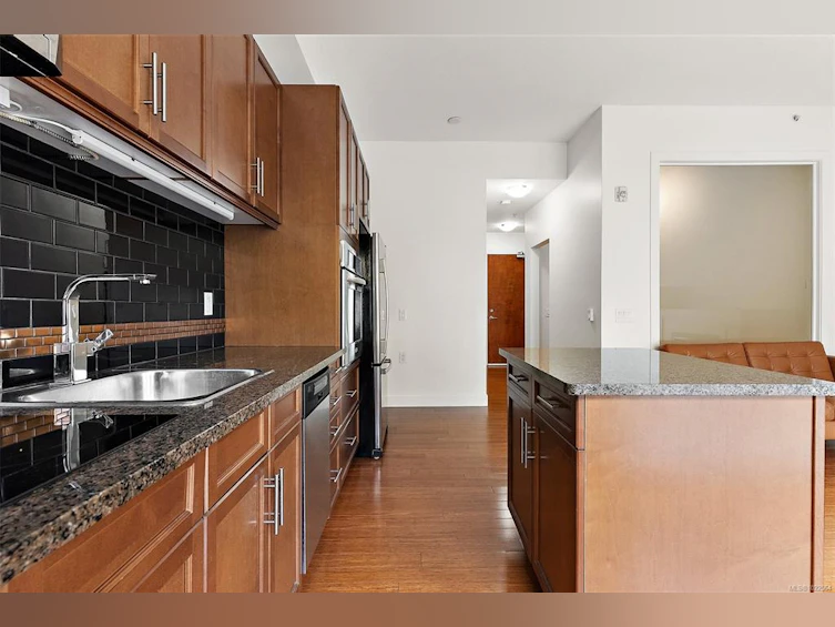 211-240 Cook Street, Victoria, BC, V8V 3X3 - 11