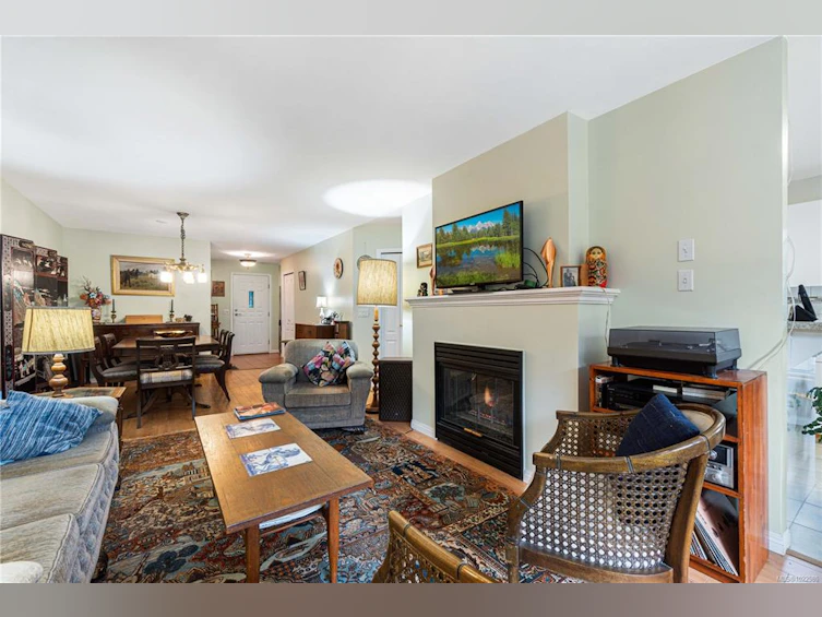 102-320 Selby Street, Nanaimo, BC, V9R 2R5 - 8