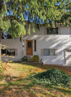 2376 York Crescent
