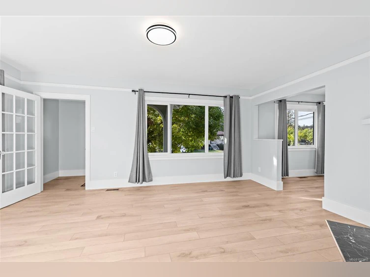 3337 Kingsley Street, Saanich, BC, V8P 4J8 - 4