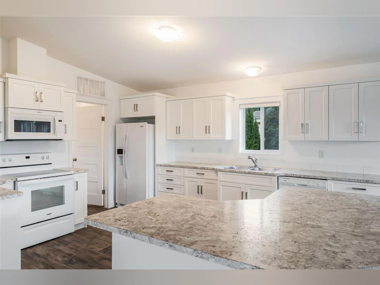 27-2301 Arbot Road, Nanaimo, BC, V9R 6S6 - 25