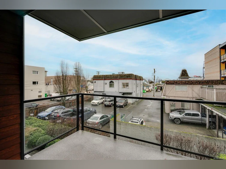 302-9775 Fourth Street, Sidney, BC, V8L 2Z8 - 20