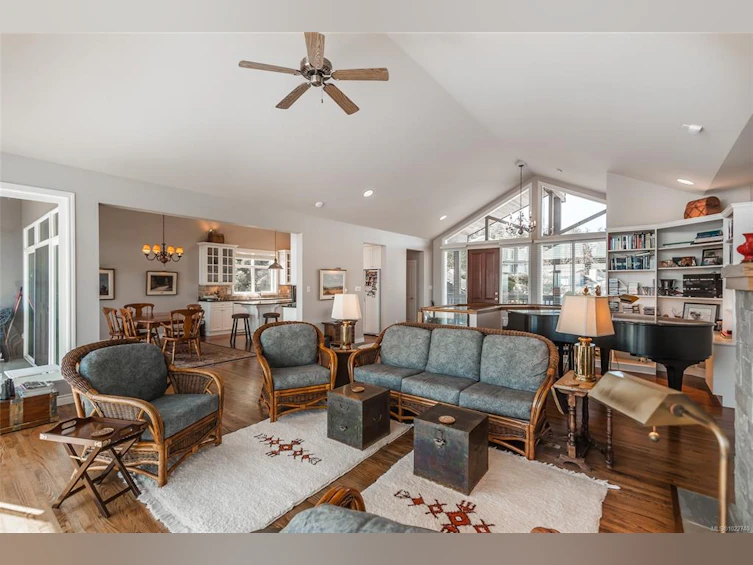 3748 Glen Oaks Drive, Nanaimo, BC, V9T 6H2 - 6