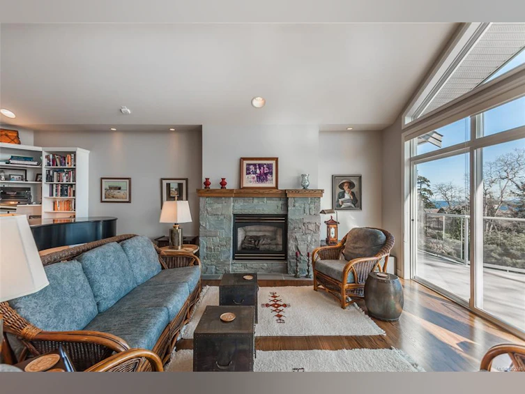 3748 Glen Oaks Drive, Nanaimo, BC, V9T 6H2 - 8