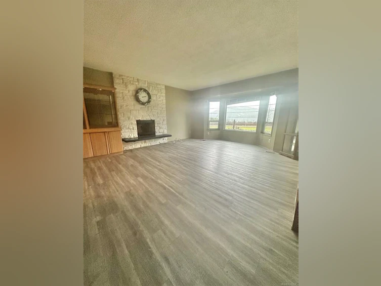 250 Kelsey Way, Kelsey Bay/Sayward, BC, V0P 1R0 - 8