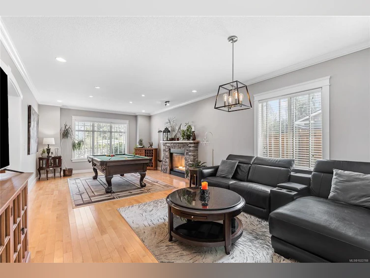 423 Craig Street, Parksville, BC, V9P 1L2 - 3