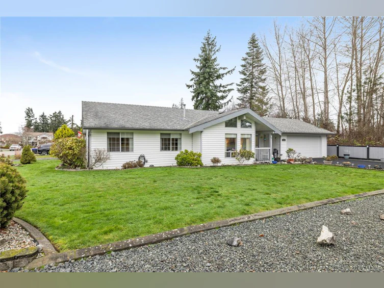 850 Temple Street, Parksville, BC, V9P 2L8 - 37