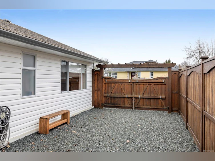 850 Temple Street, Parksville, BC, V9P 2L8 - 32