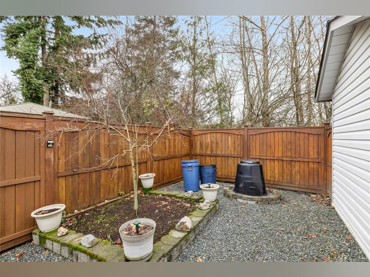 850 Temple Street, Parksville, BC, V9P 2L8 - 14