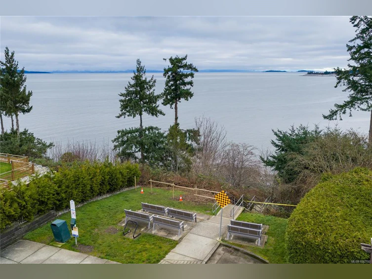 850 Temple Street, Parksville, BC, V9P 2L8 - 30