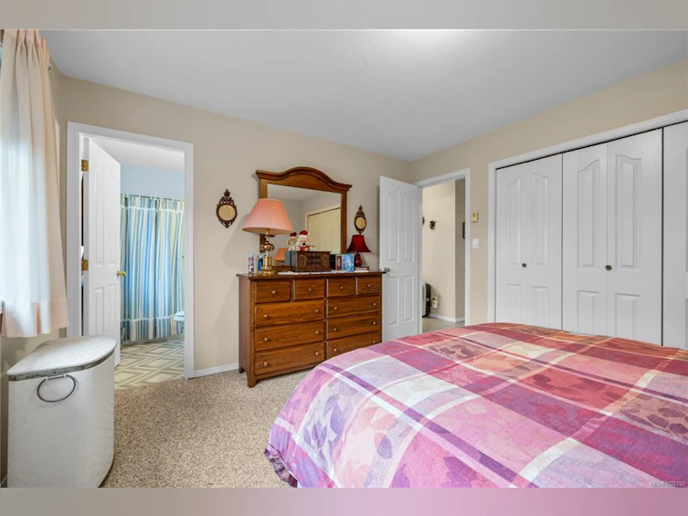 850 Temple Street, Parksville, BC, V9P 2L8 - 10
