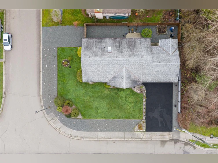 850 Temple Street, Parksville, BC, V9P 2L8 - 44