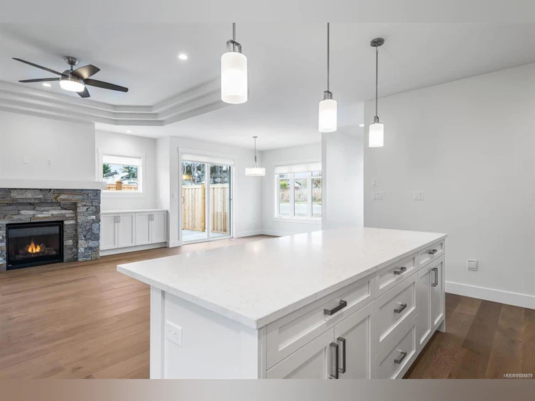 908 Ridgeline Boulevard, French Creek, BC, X1X 1X1 - 21