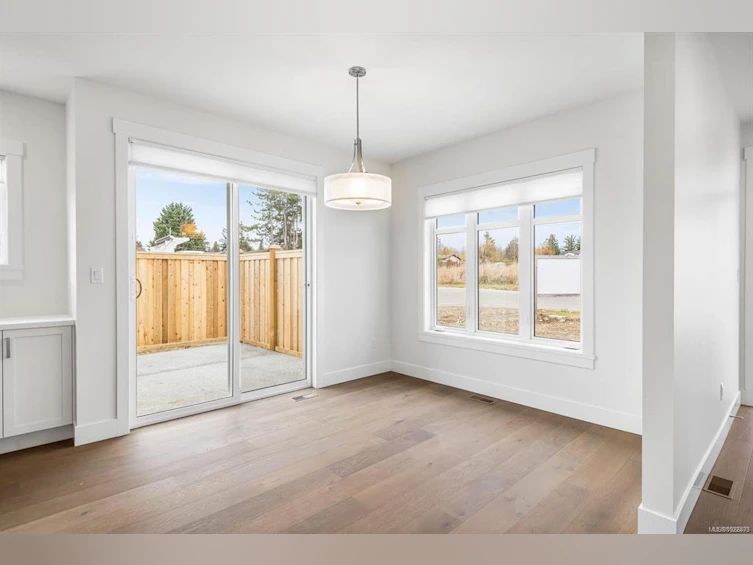 908 Ridgeline Boulevard, French Creek, BC, X1X 1X1 - 32
