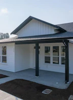 212 Oak Lane