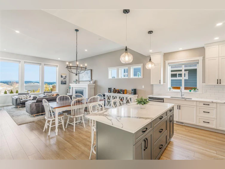 3311 Eagleview Crescent, Courtenay, BC, V9N 0B6 - 2