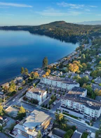 302 5118 Cordova Bay Road