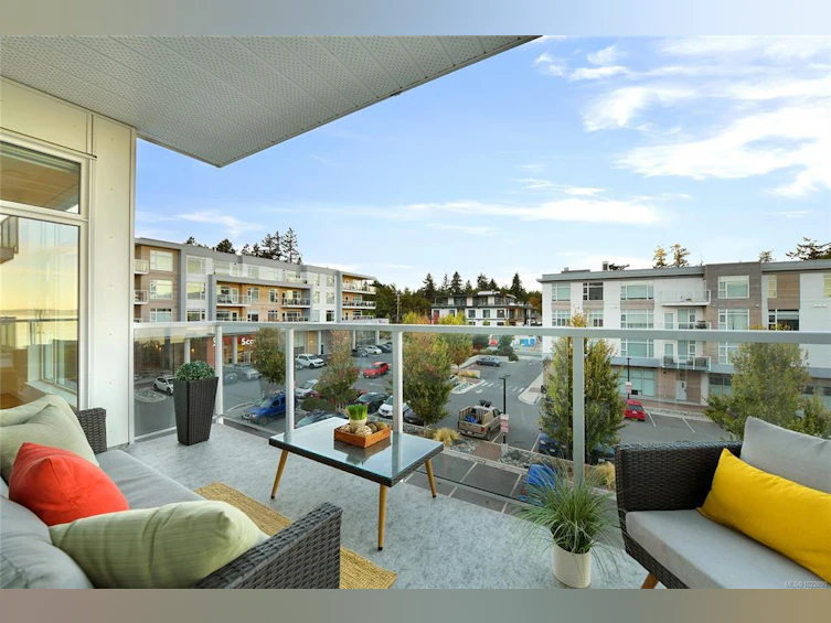 302-5118 Cordova Bay Road, Saanich, BC, V8Y 2K5 - 22