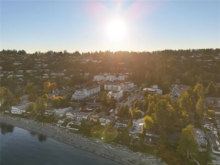 302-5118 Cordova Bay Road, Saanich, BC, V8Y 2K5 - 46