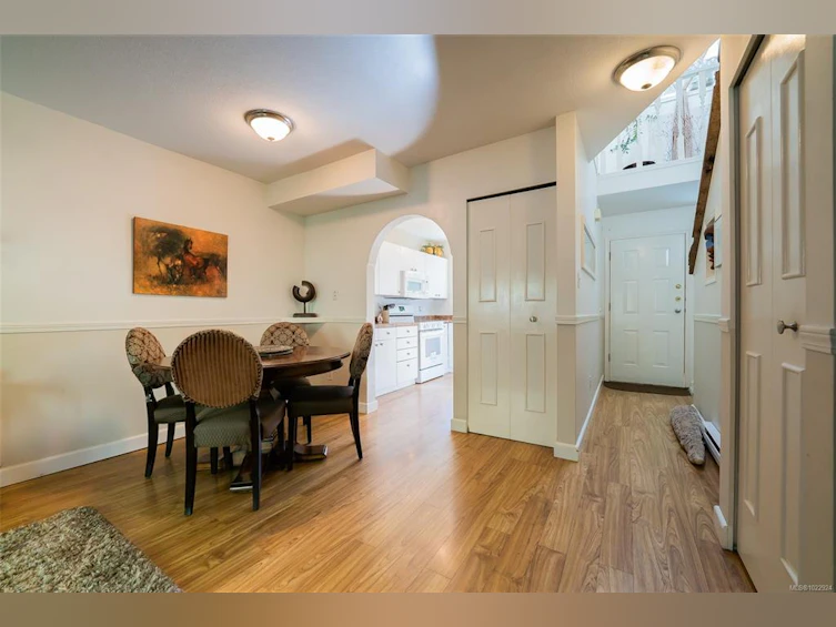 2-3470 Hillside Avenue, Nanaimo, BC, V9T 2Y8 - 5