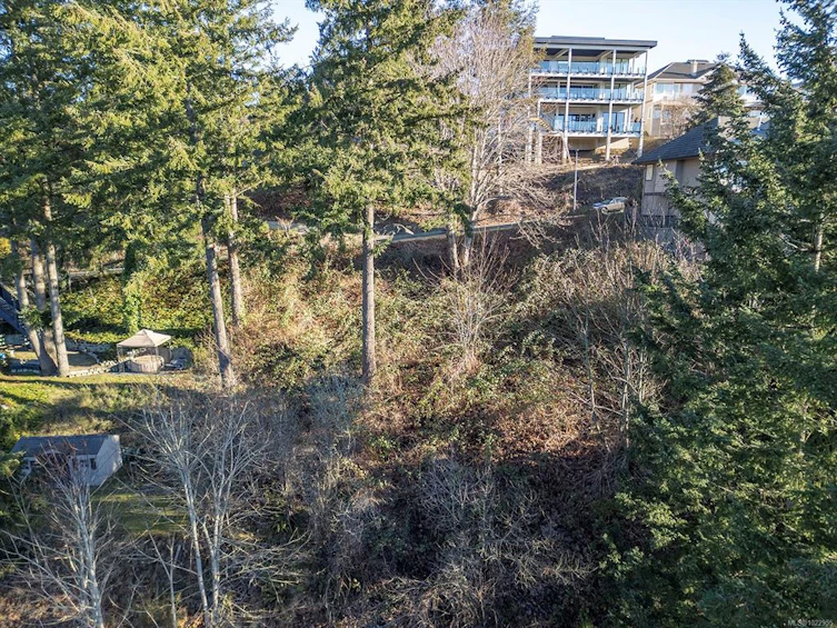 1940 Snowbird Lane, Courtenay, BC, V9N 9C4 - 13
