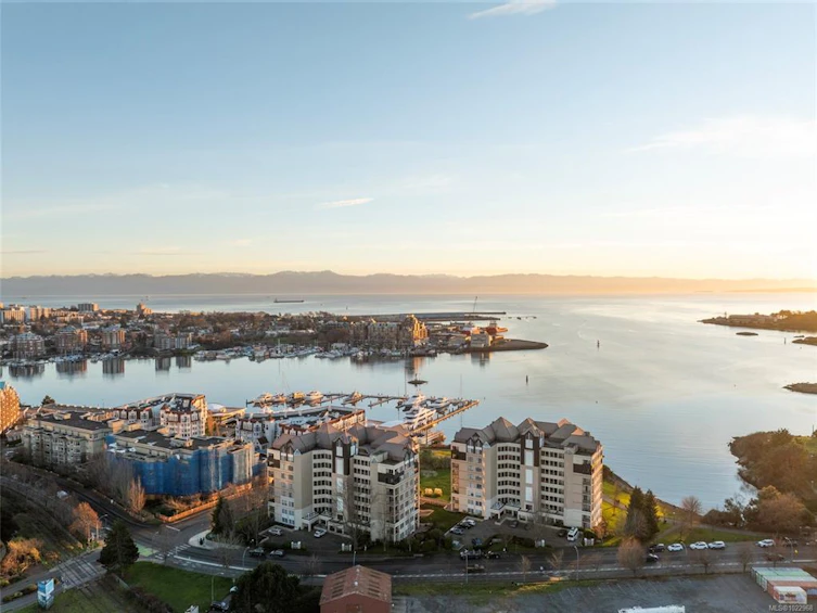 527-203 Kimta Road, Victoria, BC, V9A 6T5 - 37