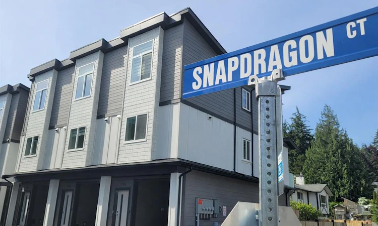 960 Snapdragon Court