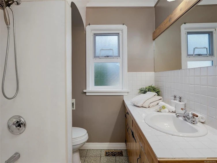 2659 Cadboro Bay Road, Oak Bay, BC, V8R 5J6 - 16
