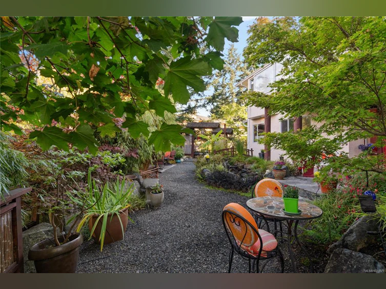 A-6599 Central Saanich Road, Central Saanich, BC, V8Z 5V1 - 40